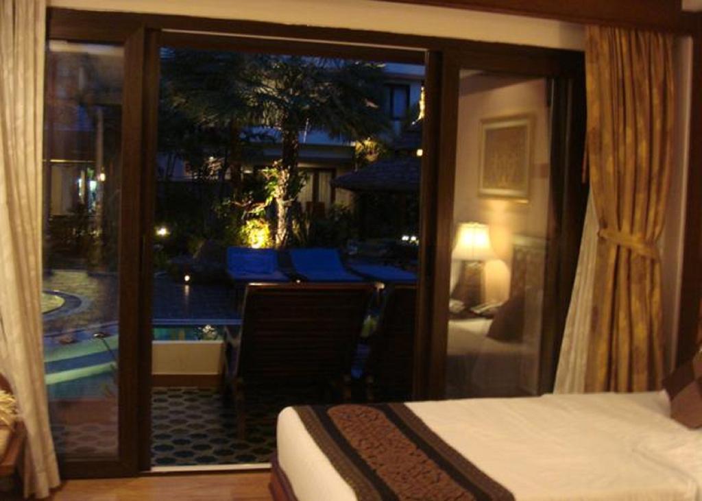 皮皮岛棕榈树度假酒店 外观 照片